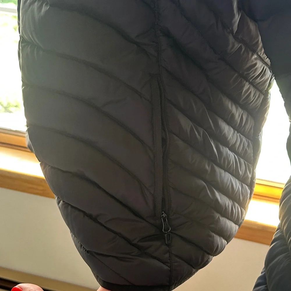 Marmot Charcoal Quilted Jacket (Puffer) - NWT - Small - Picture 8 of 17